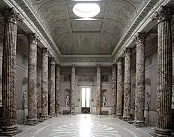 Мраморный зал