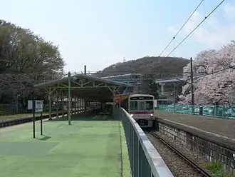 Платформа линии Добуцуэн