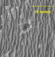 Кратер Кнорр, снятый с орбиты аппаратом MRO, камерой выcкого разрешения HiRISE.