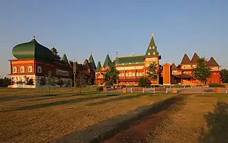 Воссозданный дворец, 2011 год