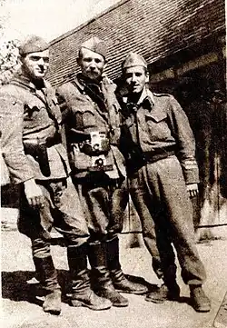 Командир 12-й Славонской дивизии Никола Демоня (слева) с членом политотдела дивизии Иваном Вондрачеком (в центре) и начальником штаба Фране Кофлером, 1944&nbsp;год