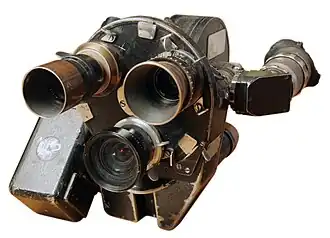 Профессиональный киносъёмочный аппарат «Конвас-автомат»(СССР)