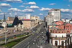 Вид от Комсомольской площади в сторону метро Красносельская