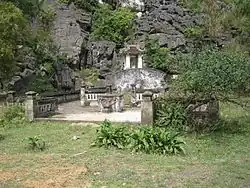 Могила Ле Дай-ханя