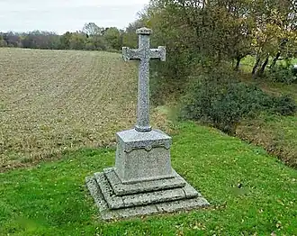 Крест около места крушения поезда в 1922 году