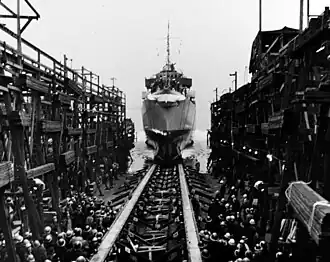 Спуск на воду USS Johnston, 25 марта  1943 года