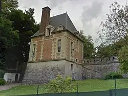 Павильон бывшего шато