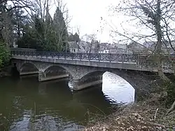 Мост через реку Вилен