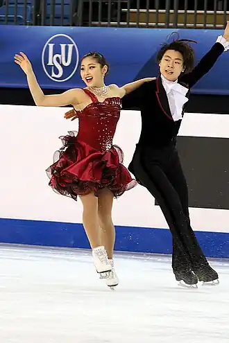 Ли Ходжон и её партнёр Ричард Камна юниорском чемпионате мира (2016)