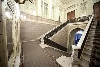 Парадная лестница
