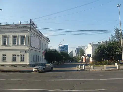 На углу Малышева и Чернышевского, 16 июля 2012&nbsp;г.