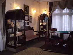 Фрагмент экспозиции с портретом А. П. Степанова.