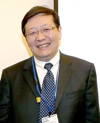 Лоу Цзивэй в 2016 году