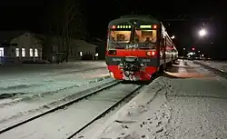 Электропоезд «Лоухи&nbsp;— Апатиты» на станции Лоухи.