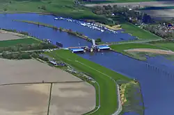 Штёр у впадения в Эльбу на территории коммун Вевельсфлет и Борсфлет