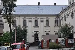 Здание бывшего монастыря