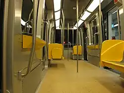 Интерьер вагона метро в Ренне