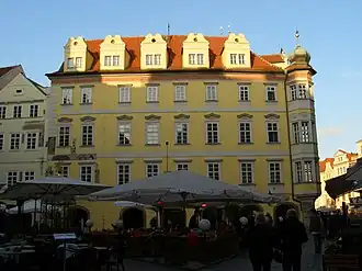 Дом «У Золотого рога»