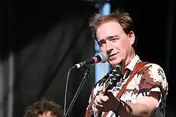 Молина выступает с Magnolia Electric Co. в Испании в 2009 году