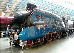 4468 Mallard — самый быстрый паровоз в мире.