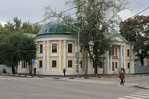 Мальшинская богадельня на перекрёстке улиц Маяковского и Свободы.