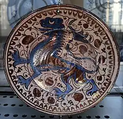 Тарель. Валенсия. 1430-1450. Фаянс, роспись, люстр. Музей изящных искусств, Лилль