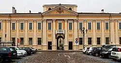 Главный фасад палаццо