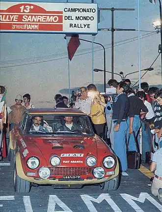 Верини за рулем Fiat 124 Rally Abarth на Ралли Сан-Ремо 1975