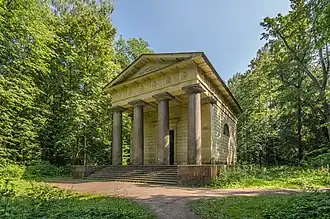 Мавзолей супругу-благодетелю