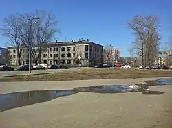 Улица Максимова у дома №20 в 2013 году