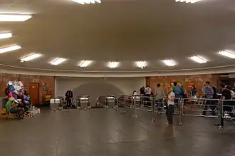 Подземный вестибюль станции