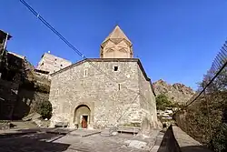 Главный вход в церковь