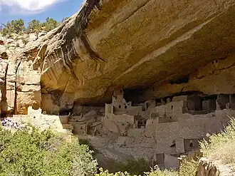 Вид Клифф-Пэлас с северной стороны