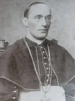 Михаил Напотник