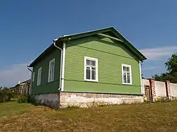 Жилой дом у маяка Мохни