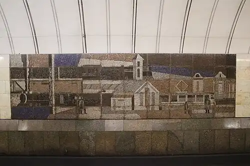 Пригородный электропоезд на станции