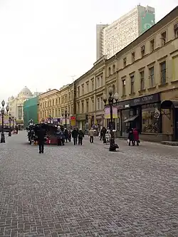 Доходный дом А.&nbsp;А.&nbsp;Лазарика&nbsp;— А.&nbsp;Л.&nbsp;Шанявского (гостиница «Столица») (№&nbsp;4)