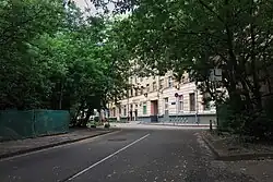 Пересечение проектируемого проезда 107 (на переднем плане) и Промышленного проезда (уходит вдаль налево)