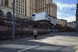 Большой Конюшковский переулок, переходящий в Кудринский переулок