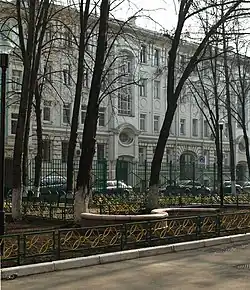 Аллея Архитектора Шехтеля. Вид на Большой Козихинский переулок