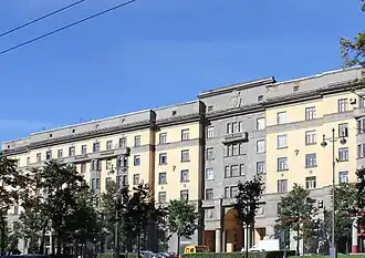 Вид фасада с Московского проспекта