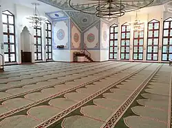 Мужской зал соборной мечети