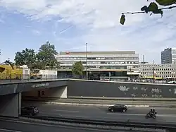 Центральный вокзал Эссена и федеральная автомагистраль A40