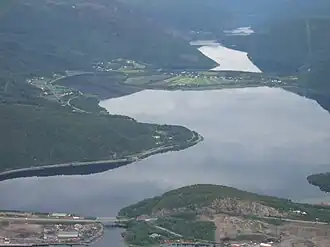 Вид на озеро летом 2015 года