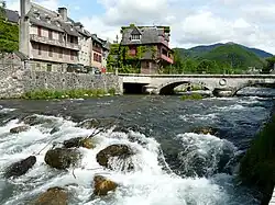 Мост через реку Нест-дю-Лурон