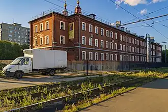 Бывшее общежитие (ул. Трамвайная, 79).