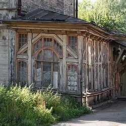 Деревянный дом в Глухово (Ногинск, улица 8 марта, 5). Часть жилого квартала при Глуховской мануфактуре