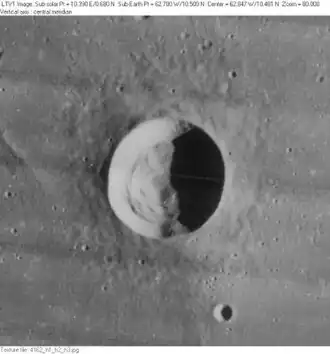 Снимок зонда Lunar Orbiter - IV.