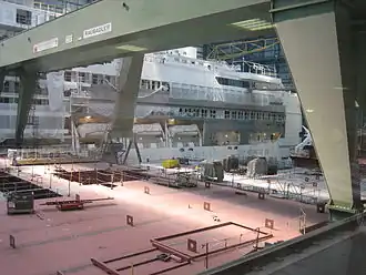 В новом производственном корпусе