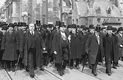 Траурное шествие 26 апреля 1925. В центре Александр МИльеран